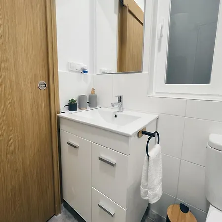 Con Terraza En El Centro De * Vigo