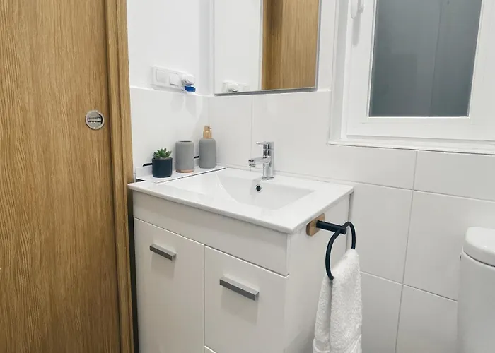 Con Terraza En El Centro De * Βίγκο